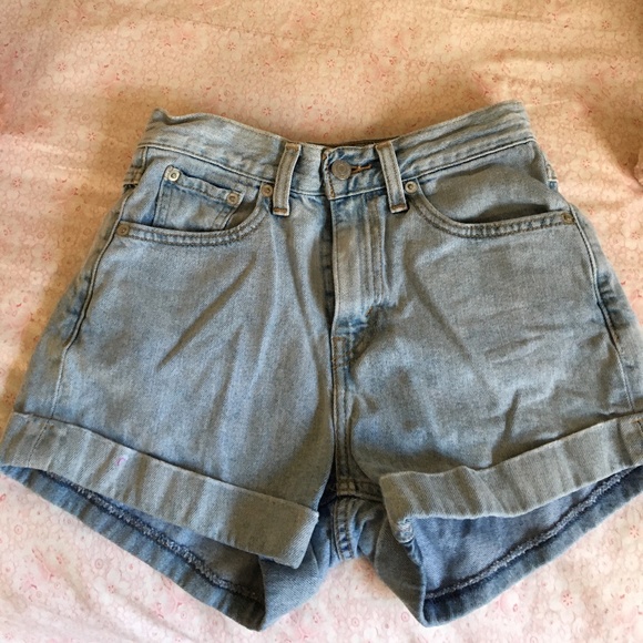 levis high rise denim shorts